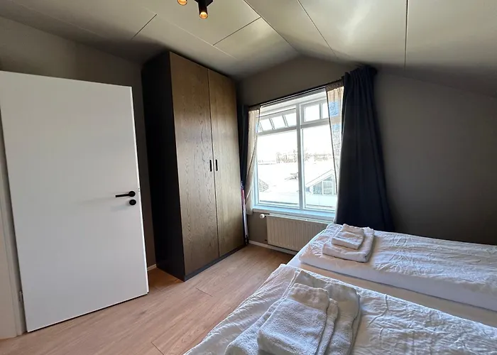 G10 Apartments